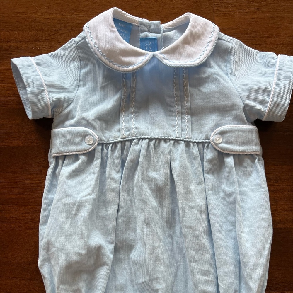 Anavini 12m corduroy bubble. Worn once for family photos.